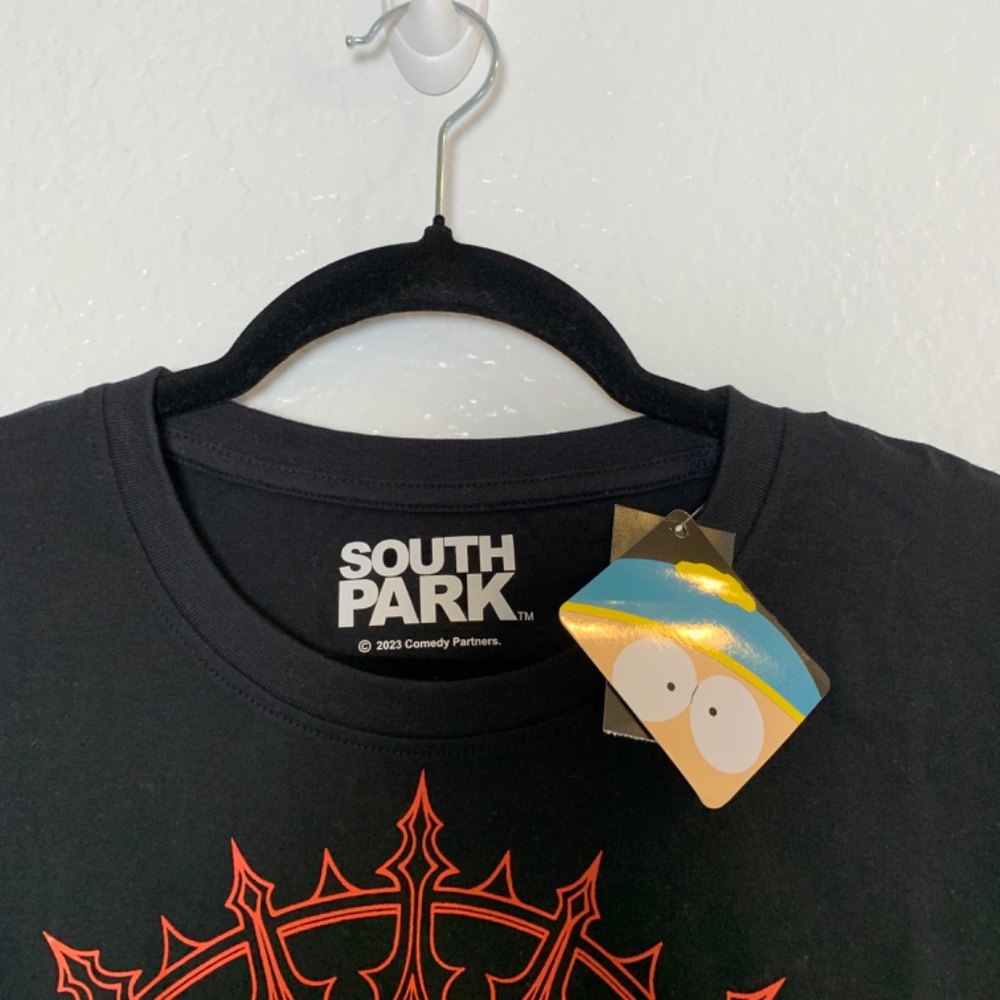 Hot Topic South Park Black Crop Muscle Tank Top Juniors XL Goth Kids NEW Comedy - Picture 2 of 11